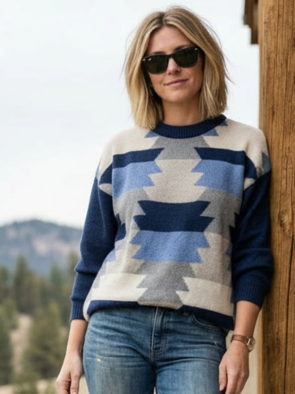Southwestern Aztec Tribal Pattern Blue and White Sweater Size L